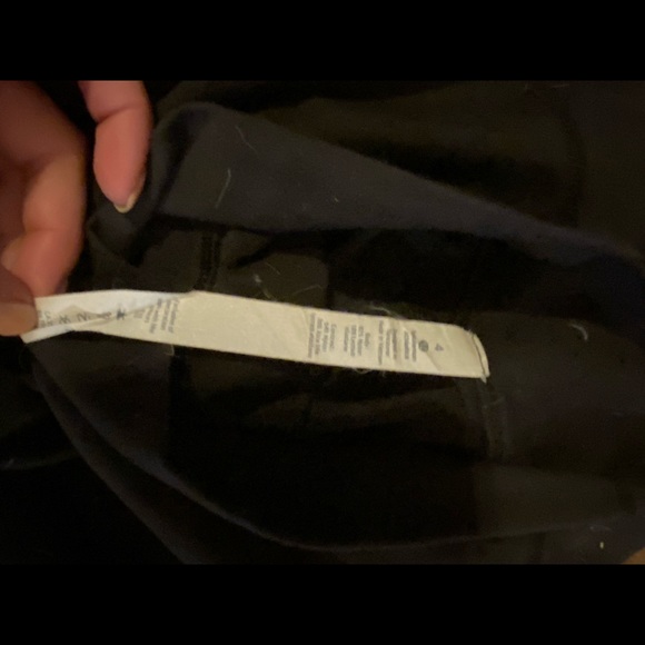 Lululemon sz 4 leggings - Picture 4 of 4